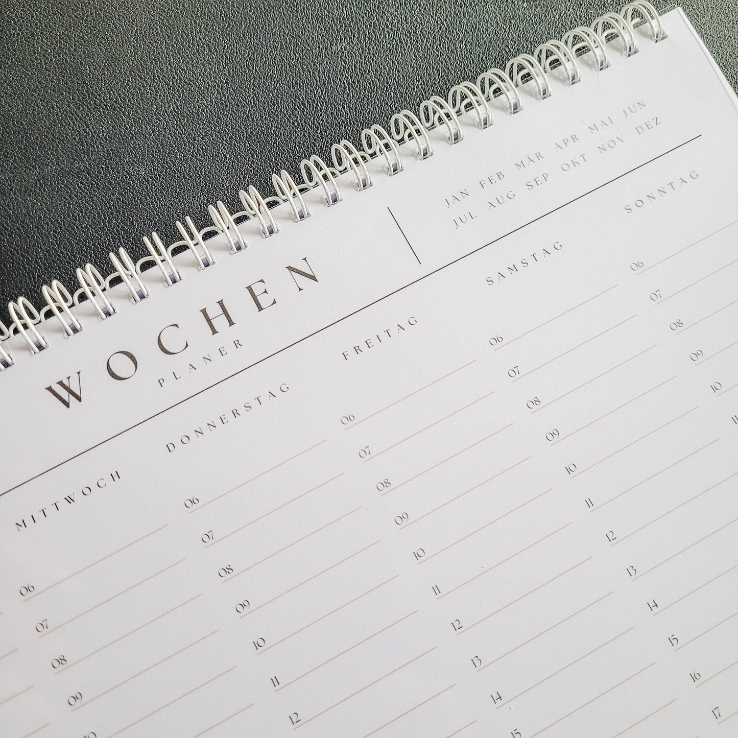 A4 Wochenplaner mit Spiralbindung | 52 Wochen für optimale Planung und Organisation
