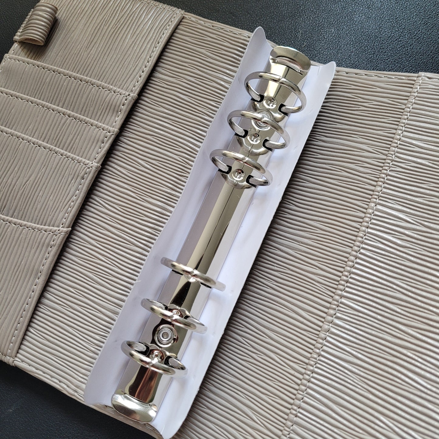 DELUXE BUDGET BINDER A6 für die Umschlagmethode - Taupe