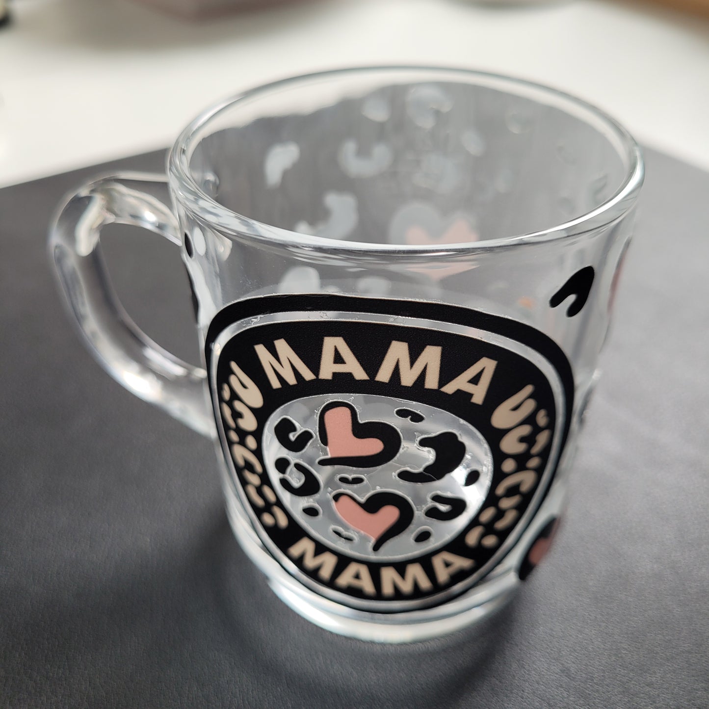 Trinkglas MAMA | Glas mit Deckel und Strohhalm I Eiskaffee Glas I Wiederverwendbares Trinkglas