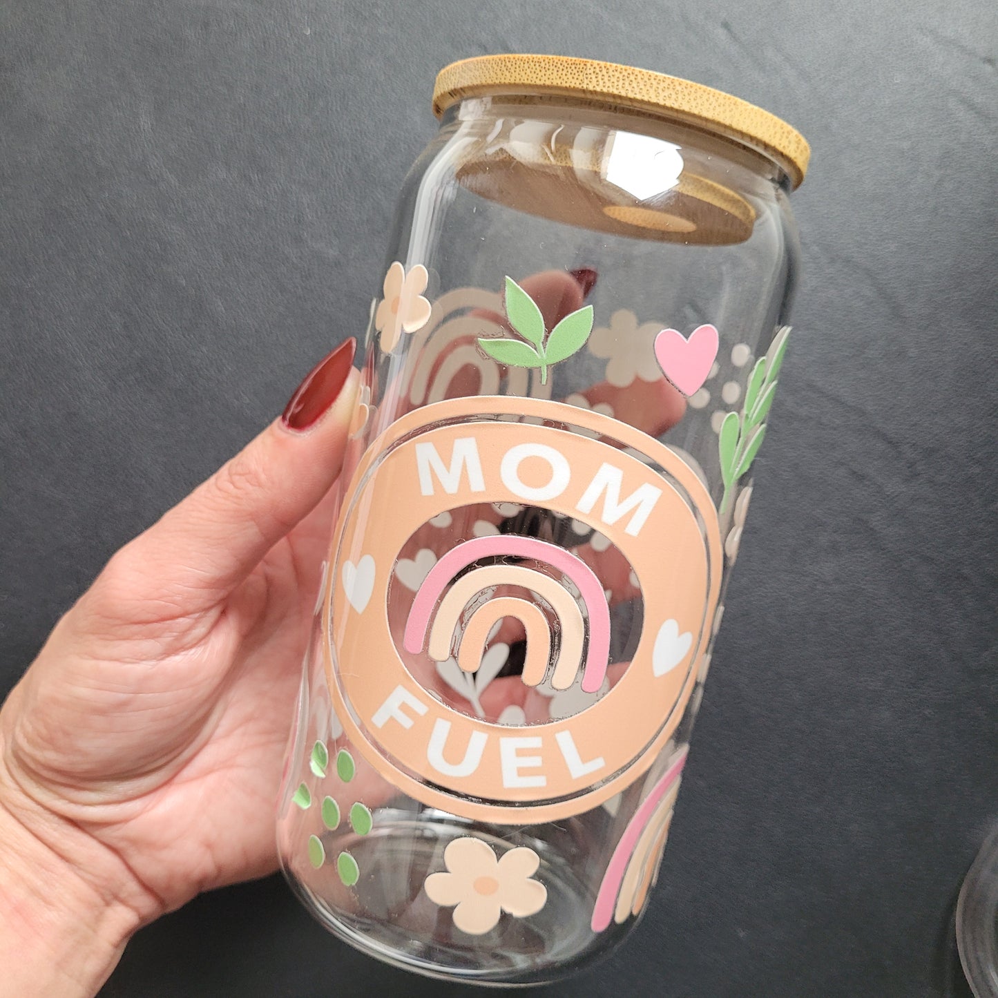 Trinkglas MOM FUEL | Glas mit Deckel und Strohhalm I Eiskaffee Glas I Wiederverwendbares Trinkglas