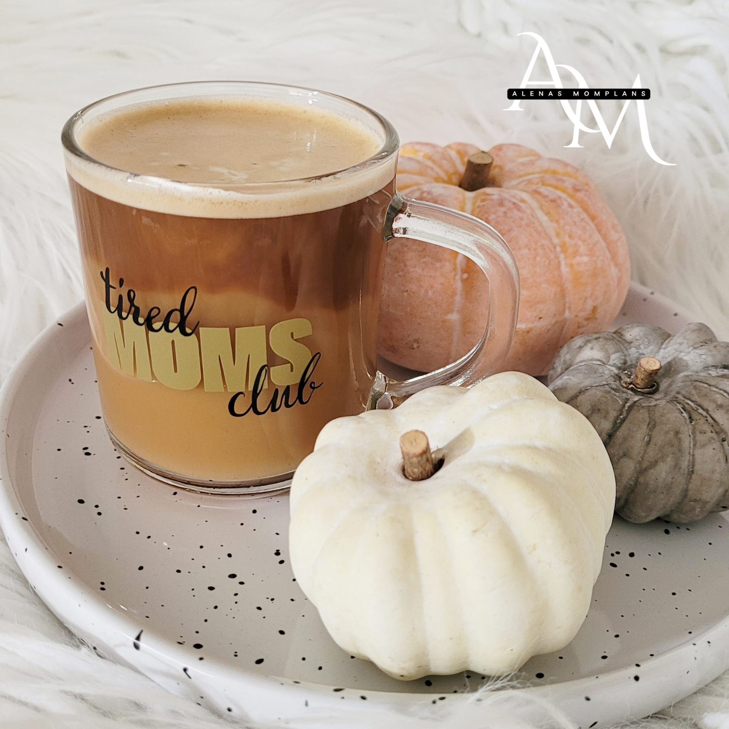 Tired Moms Club Glastasse – Dein neuer Lieblingsbecher für die wohlverdiente Kaffeepause!