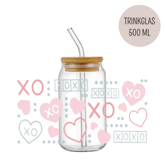 Trinkglas XOXO | Glas mit Deckel und Strohhalm I Eiskaffee Glas I Wiederverwendbares Trinkglas